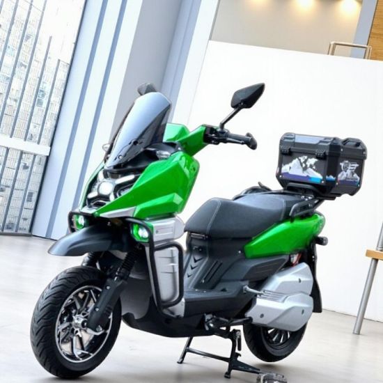 صورة دباب كهربائي بتصميم عصري وواقي رياح 72فولت